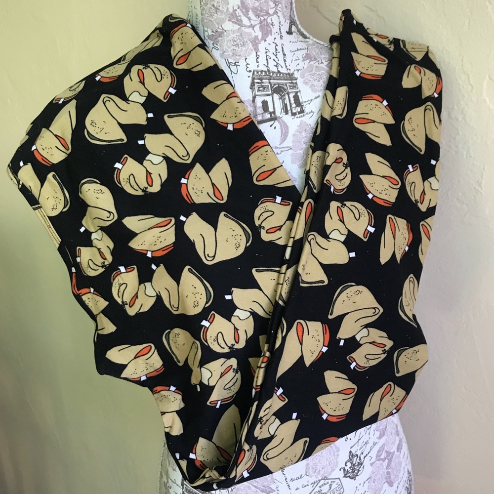 LuLaRoe Fortune Cookie Leggings